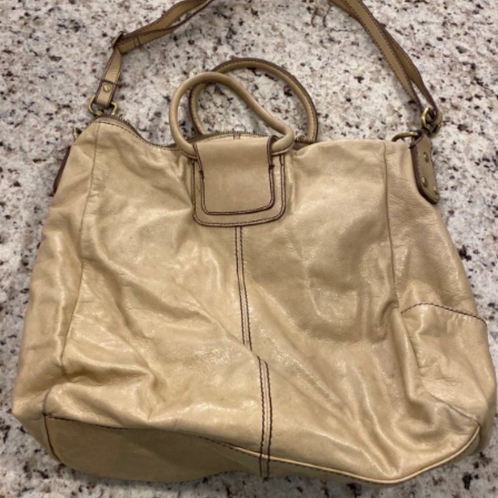 Hobo brand Shelia tote